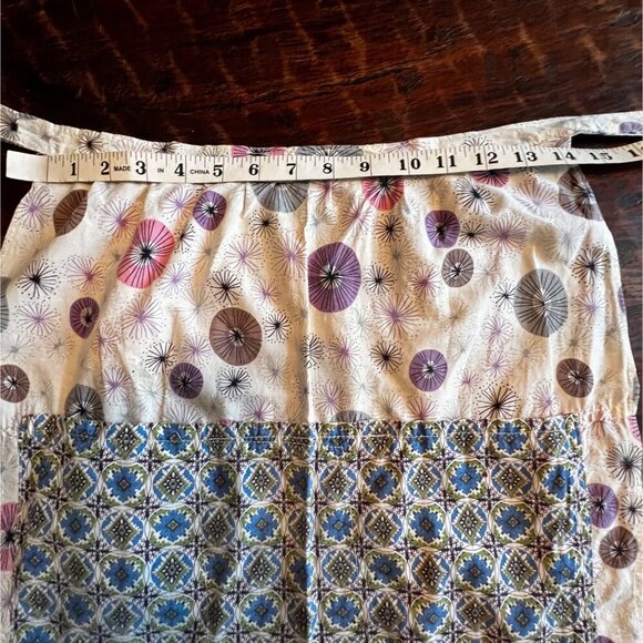 Vintage Handmade Atomic Pattern Hostess Apron With Pockets - Picture 5 of 8